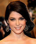 Ashley Greene - mascara - MET Ball - VanLeeuwen