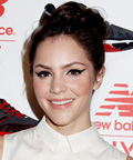 Katherine McPhee - eyeliner - New Balance experience store