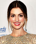 Anne Hathaway - Daily Beauty Tip -  Lipstick