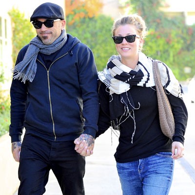 Kaley Cuoco on Kaley Cuoco And Josh Resnik   Celebrity Engagements   Instyle Weddings