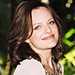 Elisabeth Moss Goes Back To Brunet!