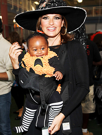 Mariska Hargitay, Halloween
