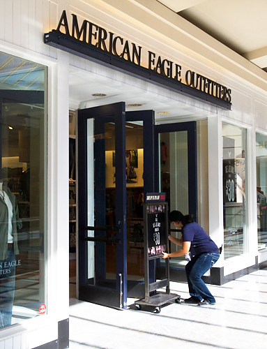Black Friday, American Eagle Outfitters