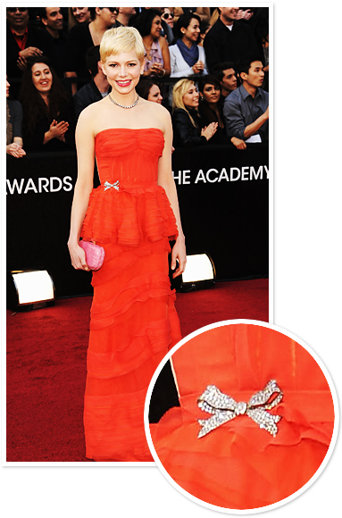Michelle Williams’s Brooch