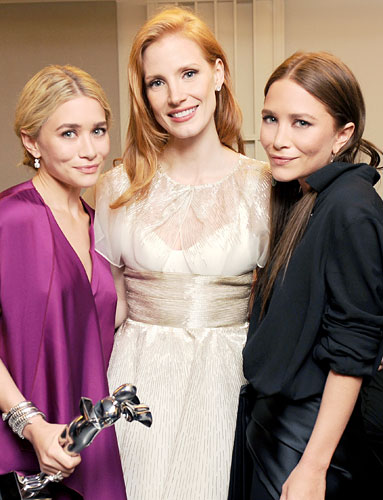 Ashley Olsen, Jessica Chastain, and Mary-Kate Olsen