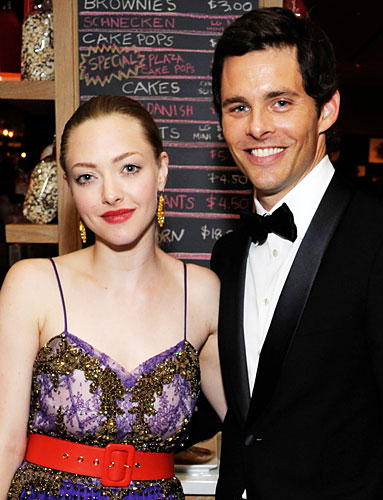 Amanda Seyfried and James Marsden