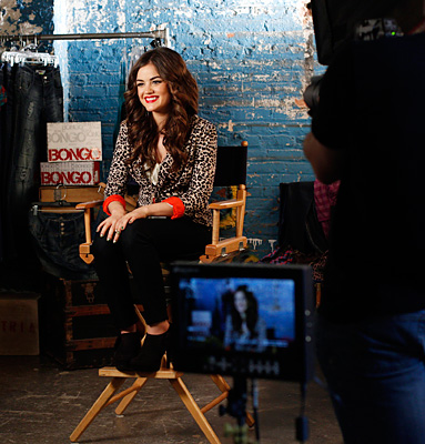 Bongo, Lucy Hale, Ashley Benson