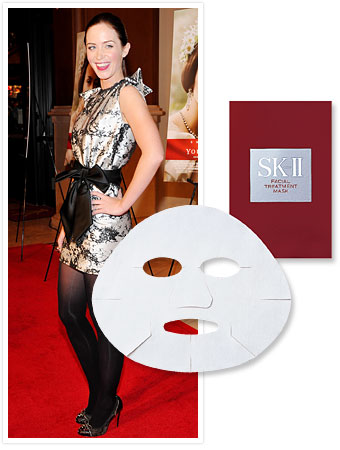 Emily Blunt Face Mask