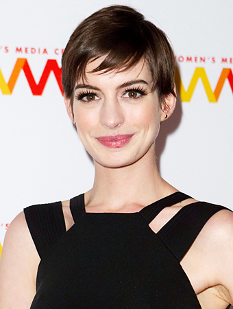 Anne-Hathaway-pixie