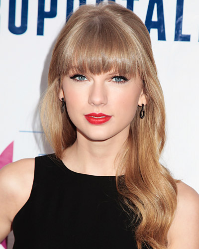Taylor Swift The Red Lip An American Classic
