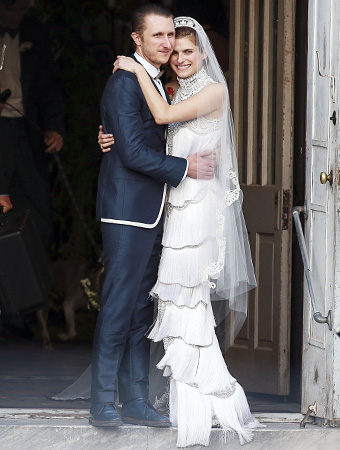 Lake Bell marries Scott Campbell
