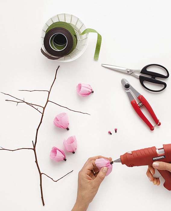 Step 6 Prepare Branches and Glue Blooms Make It Yourself A Spring