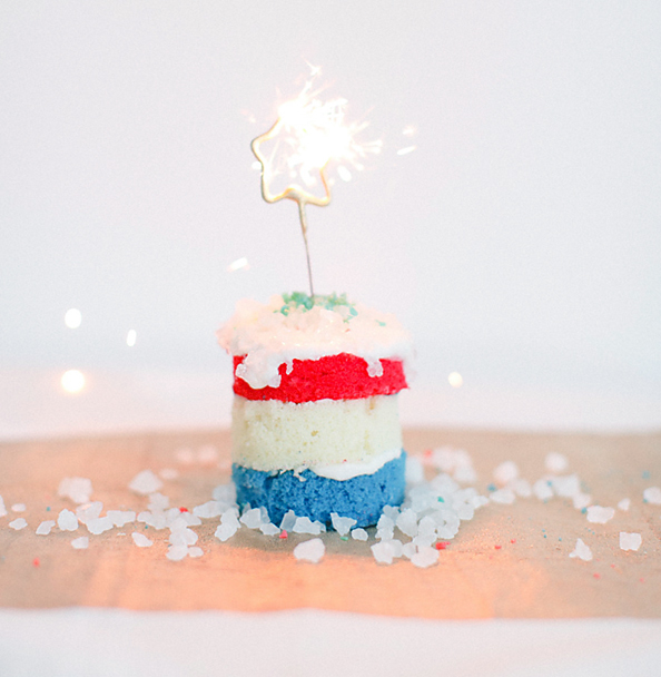 Sparkler Cakelettes