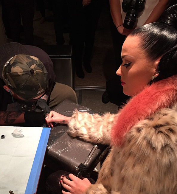 New Tattoo Katy Perry | 301 moved permanently New Tattoo Katy Perry | 301 moved permanently