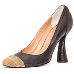 Black leather shoes with gold chain toe, Viktor & Rolf.