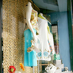 Hot Shops October 2005