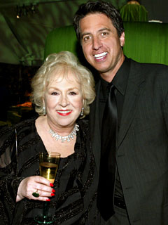 {Doris Roberts} {} and {Ray Romano} {}