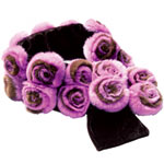 Scarf of velvet and rabbit fur, Aida Sanchez.