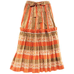 Cotton skirt, Yves Saint Laurent.