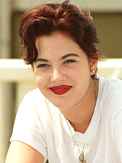 Drew Barrymore, 1992, transformation, celebrity hair, celebrity  makeup