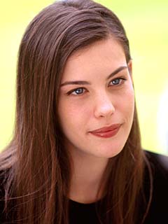 Liv Tyler, transformation, celebrity hair, celebrity makeup