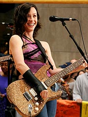 Alanis Cancels Concert over Terror Alert