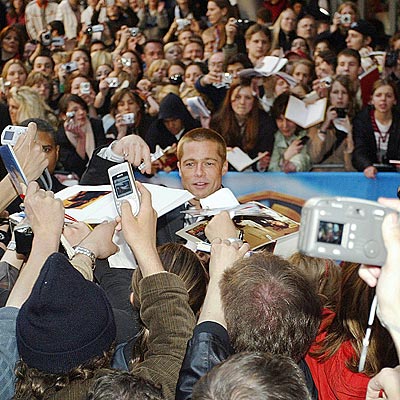 MAY 9: BERLIN photo | Brad Pitt