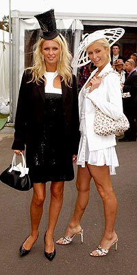 SISTER ACT photo | Nicky Hilton, Paris Hilton