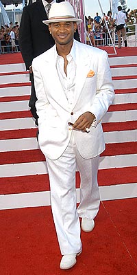 MOST DAPPER DUDE: USHER photo | Usher