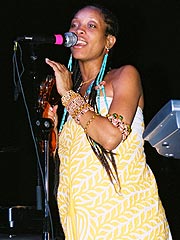 Singer Erykah Badu Welcomes Baby Girl