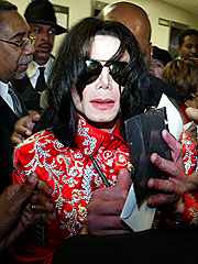 Media Want Jacko Indictment Unsealed | Michael Jackson