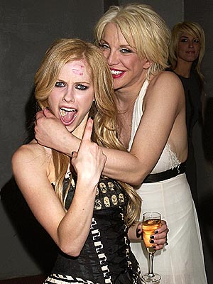 IT'S LOVE photo Avril Lavigne Courtney Love
