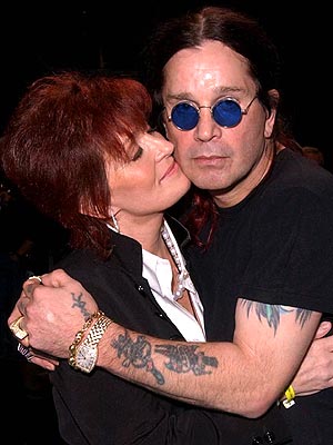 http://img2.timeinc.net/people/i/2004/04/specials/beauties03/whatshesee/osbournes.jpg