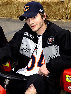 WAY TO GO photo | Ashton Kutcher