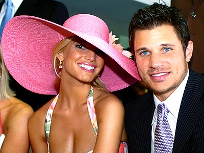 ... PRETTY IN PINK - Star Track...