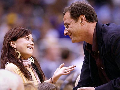 FAMILY REUNION  photo | Bob Saget, Mary-Kate Olsen