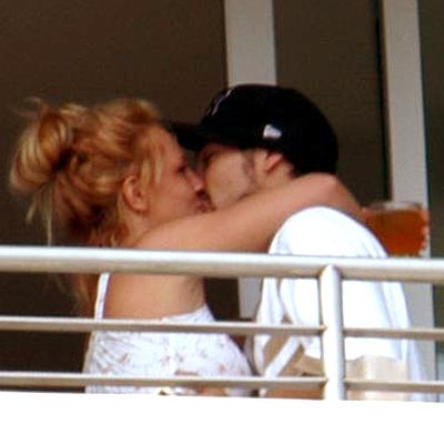 STOLEN MOMENT photo | Britney Spears, Kevin Federline