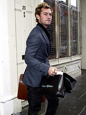 IT'S IN THE BAG photo | Jude Law