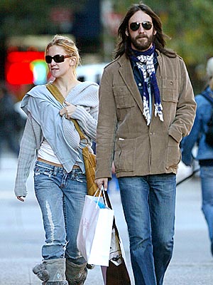 CITY STROLL photo | Chris Robinson, Kate Hudson