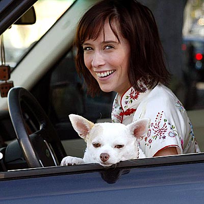 PET CONTROL photo | Jennifer Love Hewitt