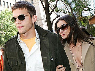 Demi & Ashton's Romantic Escape | Ashton Kutcher, Demi Moore