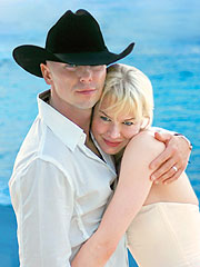 Renée & Kenny's Secret Island Wedding | Kenny Chesney, Renee Zellweger