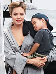 Angelina Jolie: Working Mom| Angelina Jolie, Brad Pitt