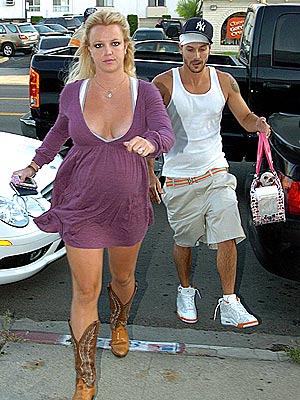 AT HER SERVICE photo | Britney Spears, Kevin Federline