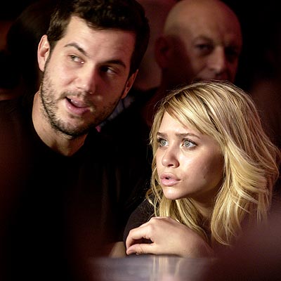 ALL CAUGHT UP photo | Ashley Olsen