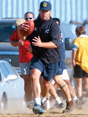 TEAM RUSSELL photo | Russell Crowe