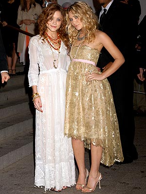Spring's Gorgeous Gowns - MARY-KATE AND ASHLEY OLSEN - Ashley Olsen, 