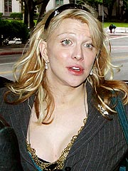 Courtney Love Cops Plea on Assault Charge