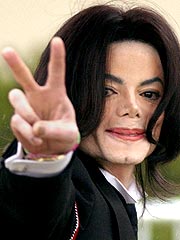 Video Shows Accuser's Kin Praising Jackson | Michael Jackson Trial, Michael Jackson