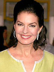 Sela Ward Hot